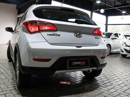 HYUNDAI-HB20X-1.6 16V STYLE FLEX 4P MANUAL HYUNDAI-HB20X-2015