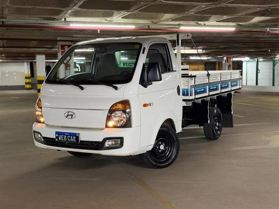 HYUNDAI HR 2.5 LONGO SEM CAÇAMBA 4X2 16V 130CV TURBO INTERCOOLER DIESEL 2P MANUAL