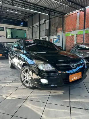 HYUNDAI-I30-2.0 MPFI GLS 16V GASOLINA 4P AUTOMÁTICO HYUNDAI-I30-2011