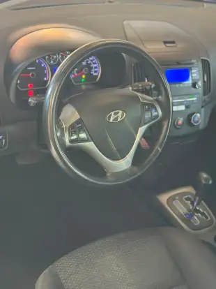HYUNDAI-I30-2011