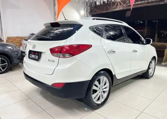 HYUNDAI-IX35-2.0 MPFI GLS 4X2 16V GASOLINA 4P AUTOMÁTICO HYUNDAI-IX35-2011