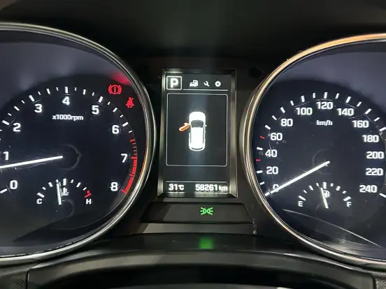 HYUNDAI-SANTA FÉ-2015