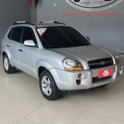 HYUNDAI TUCSON 2.0 GL 2WD 16V GASOLINA 4P MANUAL