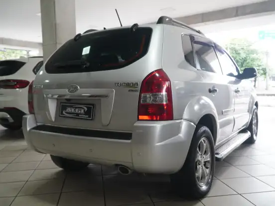HYUNDAI-TUCSON-2.0 MPFI GLS 16V 143CV 2WD FLEX 4P AUTOMÁTICO HYUNDAI-TUCSON-2016