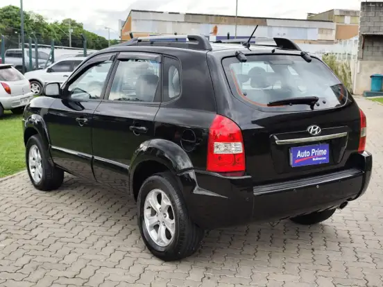 HYUNDAI-TUCSON-2012