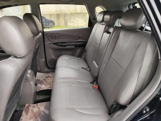 HYUNDAI-TUCSON-2012