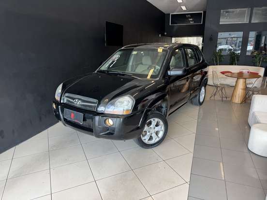HYUNDAI-TUCSON-2010