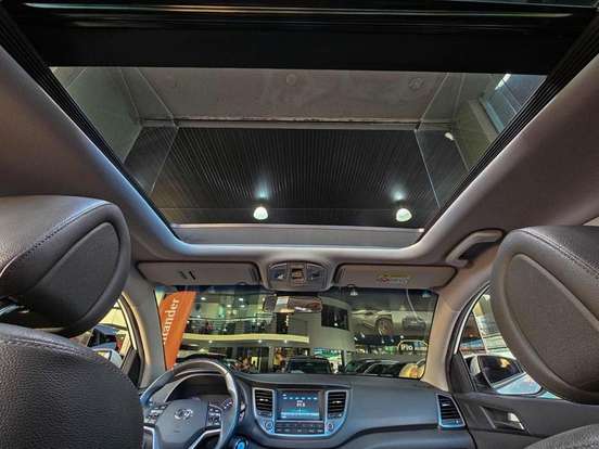 HYUNDAI-TUCSON-2.0 MPFI GLS 16V 143CV 2WD FLEX 4P AUTOMÁTICO HYUNDAI-TUCSON-2018