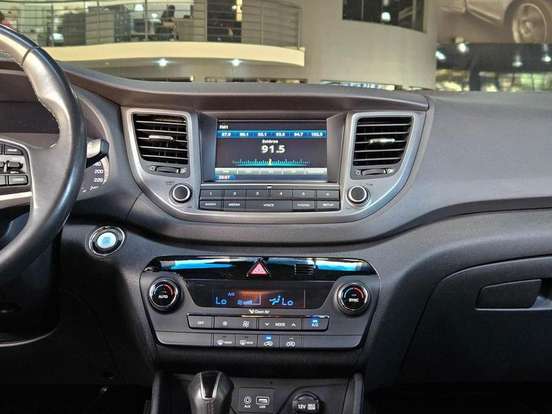 HYUNDAI-TUCSON-2.0 MPFI GLS 16V 143CV 2WD FLEX 4P AUTOMÁTICO HYUNDAI-TUCSON-2018