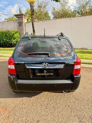 HYUNDAI-TUCSON-2012