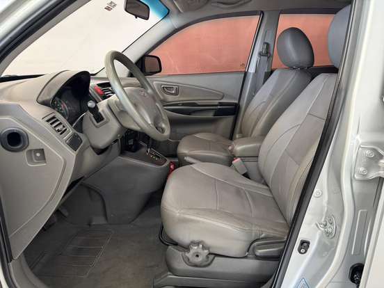 HYUNDAI-TUCSON-2.0 MPFI GLS 16V 143CV 2WD FLEX 4P AUTOMÁTICO HYUNDAI-TUCSON-2014