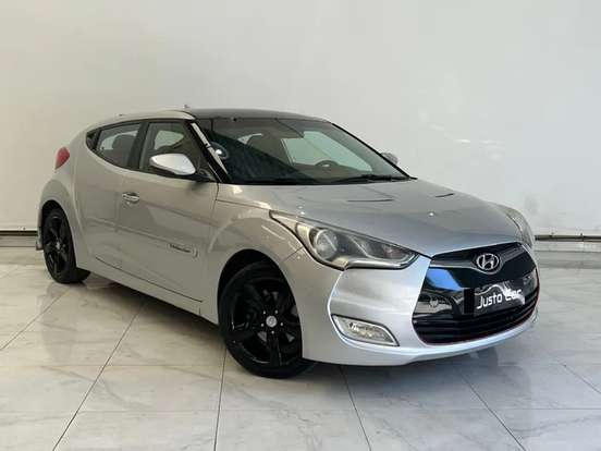 HYUNDAI-VELOSTER-2011