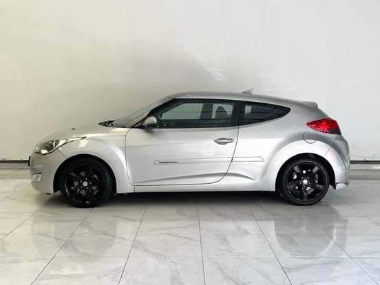 HYUNDAI-VELOSTER-1.6 16V GASOLINA 3P AUTOMÁTICO HYUNDAI-VELOSTER-2011