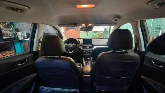 HYUNDAI-HB20-2023