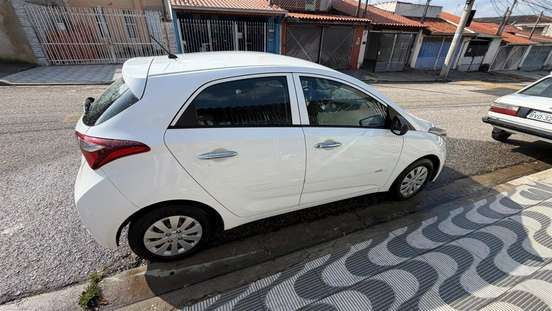 HYUNDAI-HB20-2019