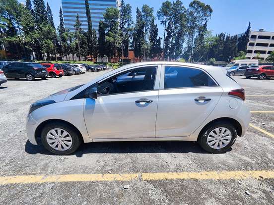 HYUNDAI-HB20-2018