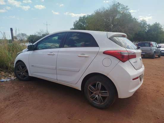 HYUNDAI-HB20-1.6 COMFORT STYLE 16V FLEX 4P AUTOMÁTICO HYUNDAI-HB20-2016