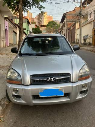 HYUNDAI TUCSON 2.0 MPFI GL 16V 142CV 2WD GASOLINA 4P AUTOMÁTICO