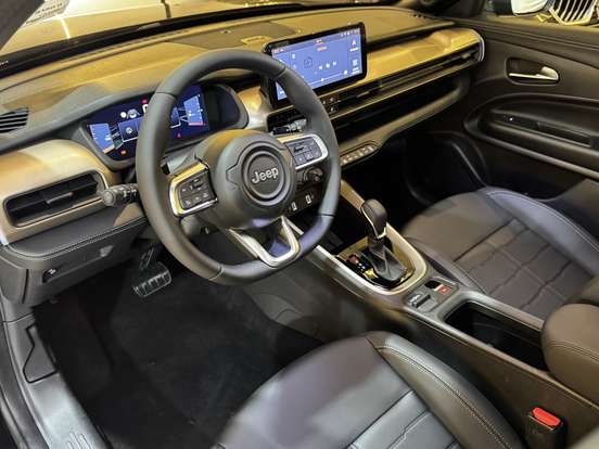 JEEP-AVENGER-2026