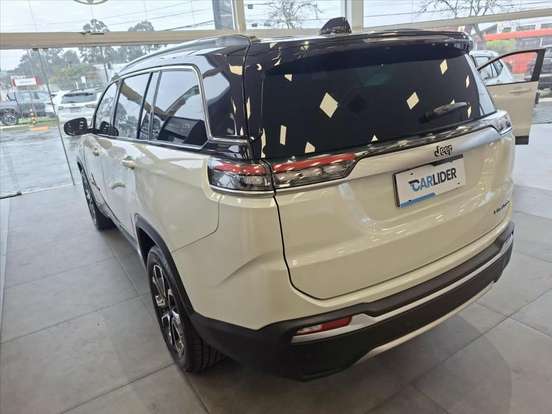 JEEP-COMMANDER-2024