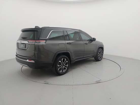 JEEP-COMMANDER-2024