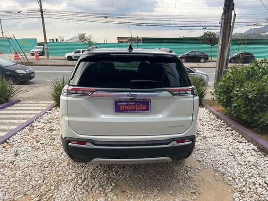 JEEP-COMMANDER-2023