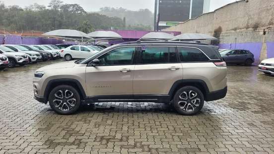JEEP-COMMANDER-2025