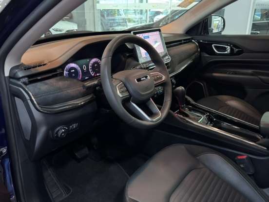 JEEP-COMMANDER-1.3 T270 TURBO FLEX LIMITED AT6 JEEP-COMMANDER-2024