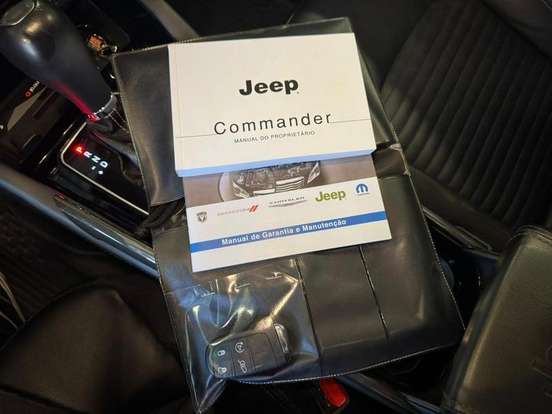 JEEP-COMMANDER-2025