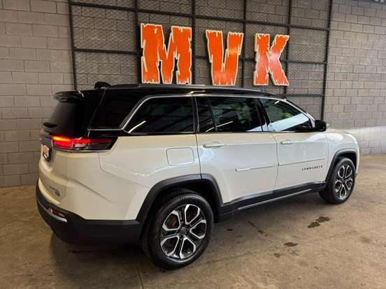 JEEP-COMMANDER-1.3 T270 TURBO FLEX LIMITED AT6 JEEP-COMMANDER-2025