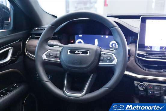 JEEP-COMMANDER-2023