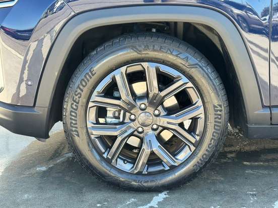 JEEP-COMMANDER-2025