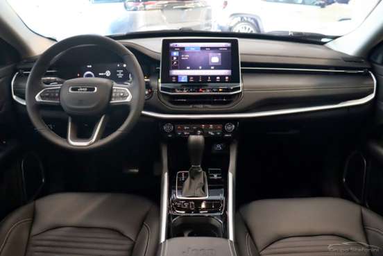 JEEP-COMMANDER-2026