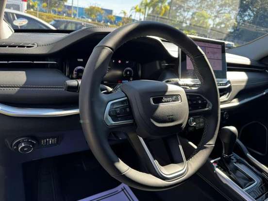 JEEP-COMMANDER-1.3 T270 TURBO FLEX LONGITUDE AT6 JEEP-COMMANDER-2025