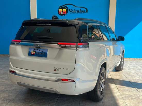 JEEP-COMMANDER-2024