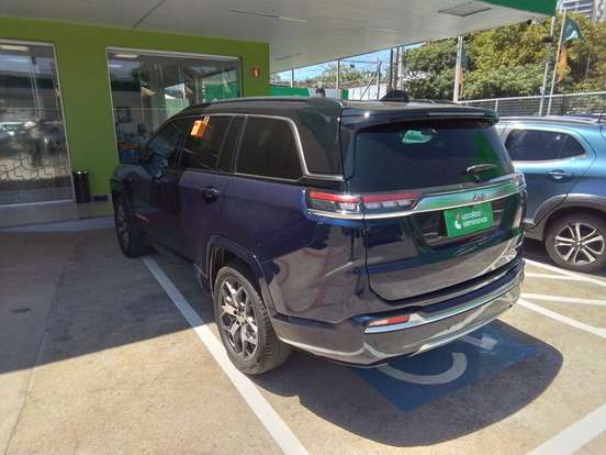 JEEP-COMMANDER-2024