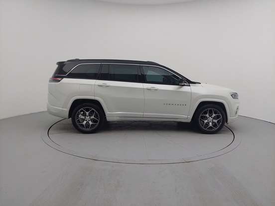 JEEP-COMMANDER-2024