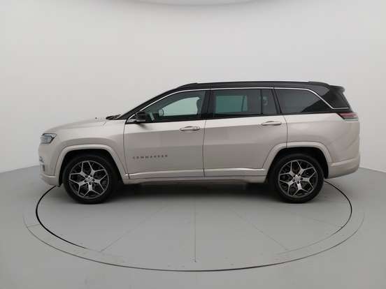 JEEP-COMMANDER-2024