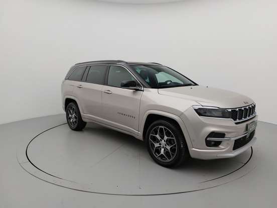 JEEP-COMMANDER-2024