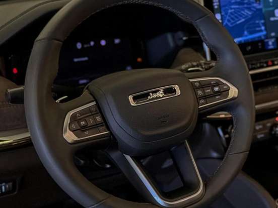 JEEP-COMMANDER-1.3 T270 TURBO FLEX OVERLAND AT6 JEEP-COMMANDER-2024
