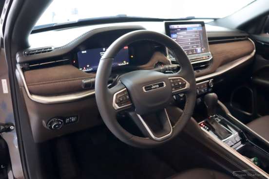 JEEP-COMMANDER-2026