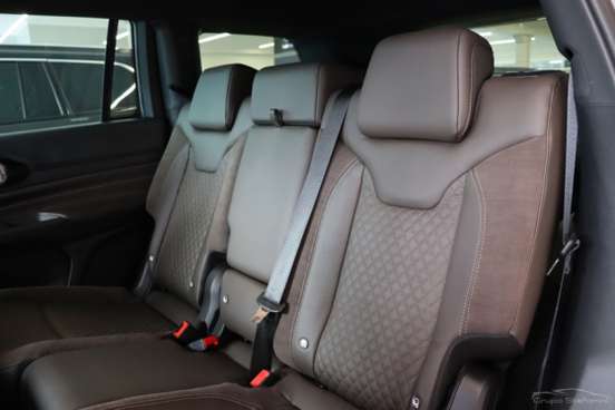 JEEP-COMMANDER-2026