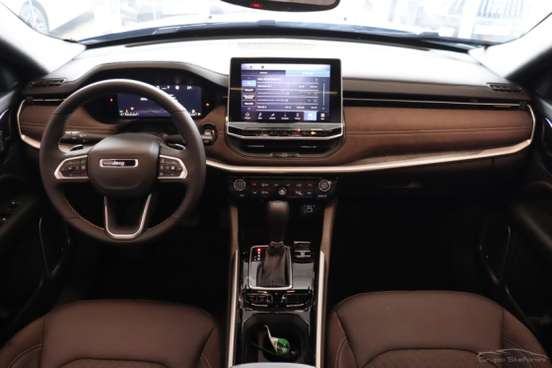 JEEP-COMMANDER-2026