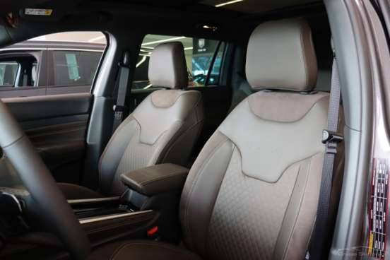JEEP-COMMANDER-2026