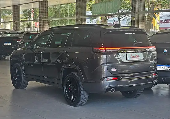 JEEP-COMMANDER-2025