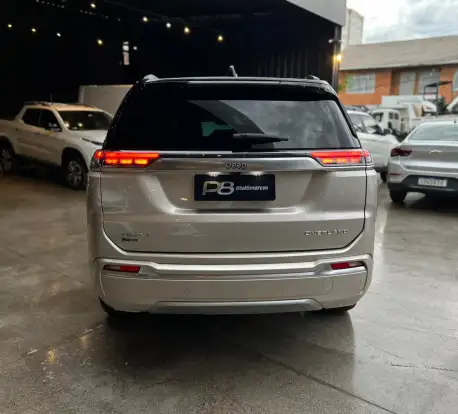 JEEP-COMMANDER-2022