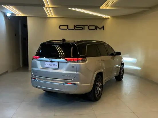JEEP-COMMANDER-2.0 TD380 TURBO DIESEL OVERLAND AT9 JEEP-COMMANDER-2021