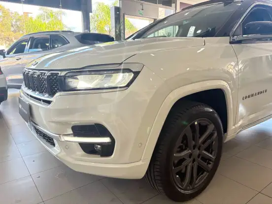 JEEP-COMMANDER-2025