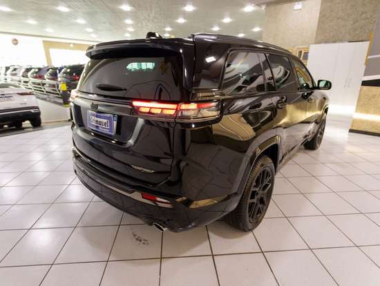 JEEP-COMMANDER-2025
