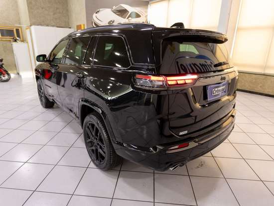 JEEP-COMMANDER-2025